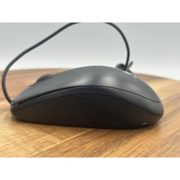 Logitech B100 Mouse USB Wired Optical Ambidextrous Black PC Laptop Desktop New - Picture 8 of 10